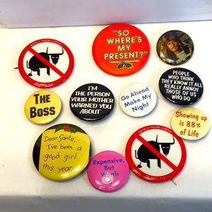 Lot of sassy vintage pins, all in GUC